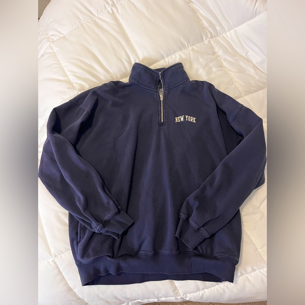 Brandy Melville New York sweatshirt!!